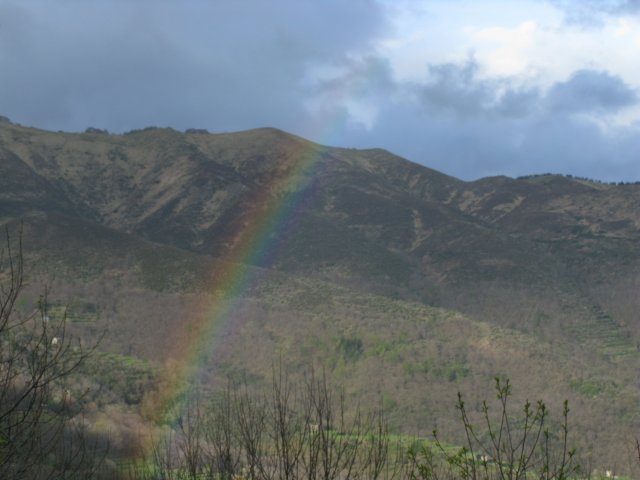 Arcobaleno nella valle